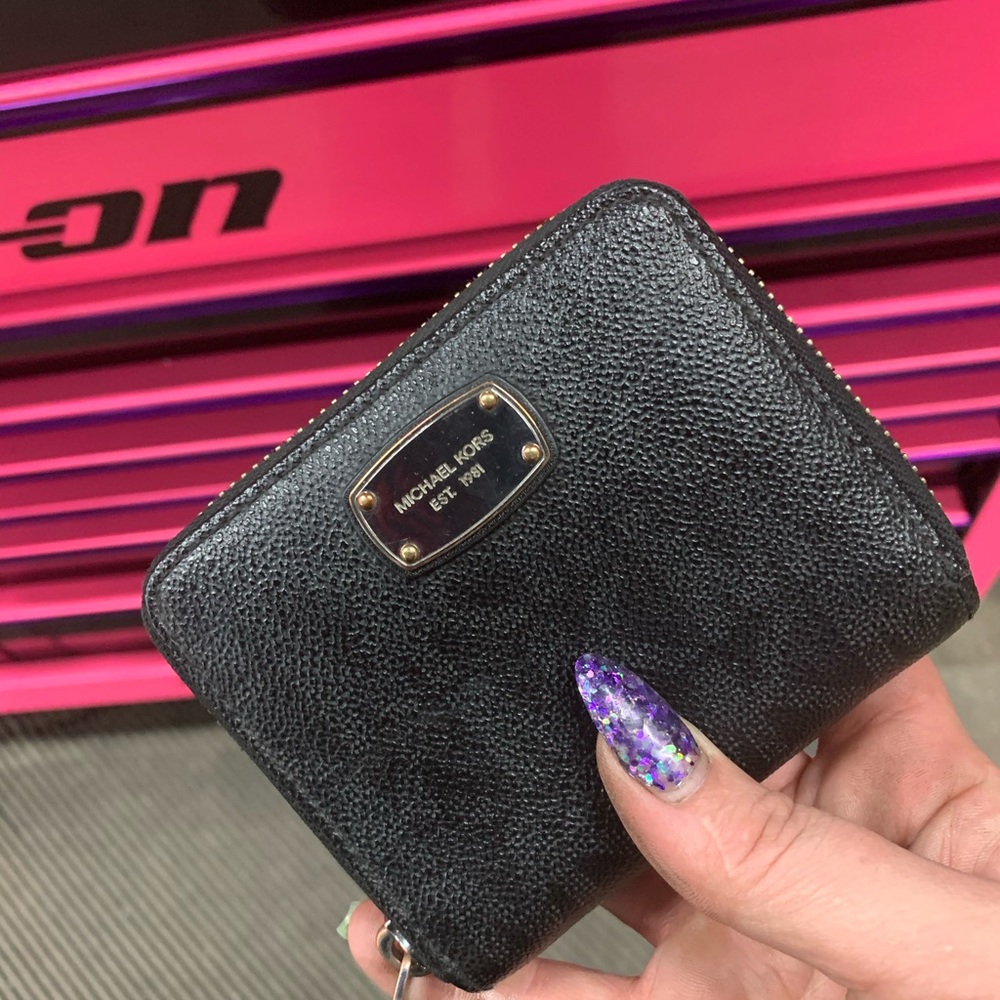 Michael Kors wallet
